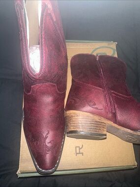 Roper Burgundy Western Ankle Booties with Low Stacked Heel